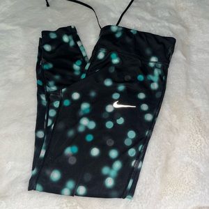 Nike Leggings - super soft, gently used, smoke and pet free home.